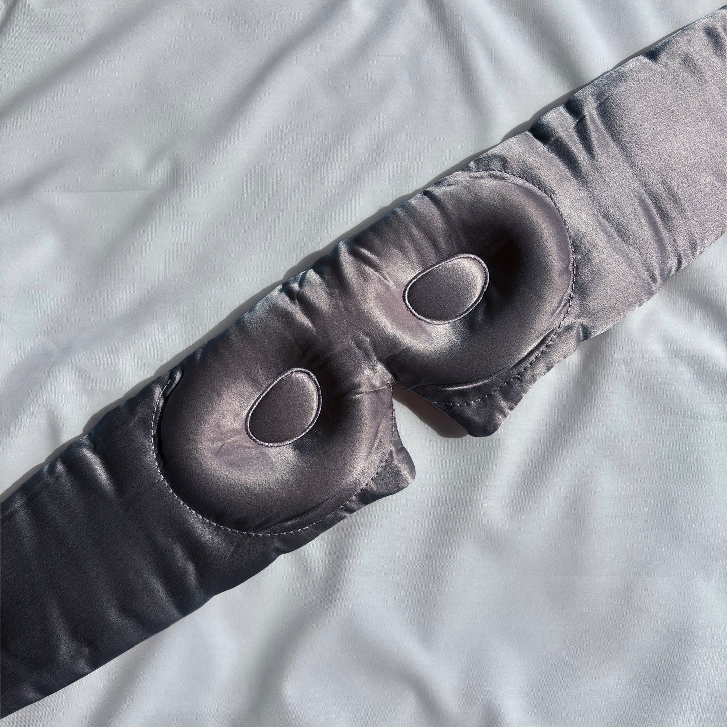 3D Silk Sleep Eye Mask | The Silk Grove™ - Black